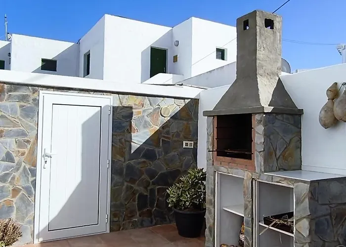 La Caleta Apartment *